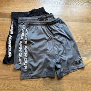 3 Pairs Under Armour Boys Shorts size M